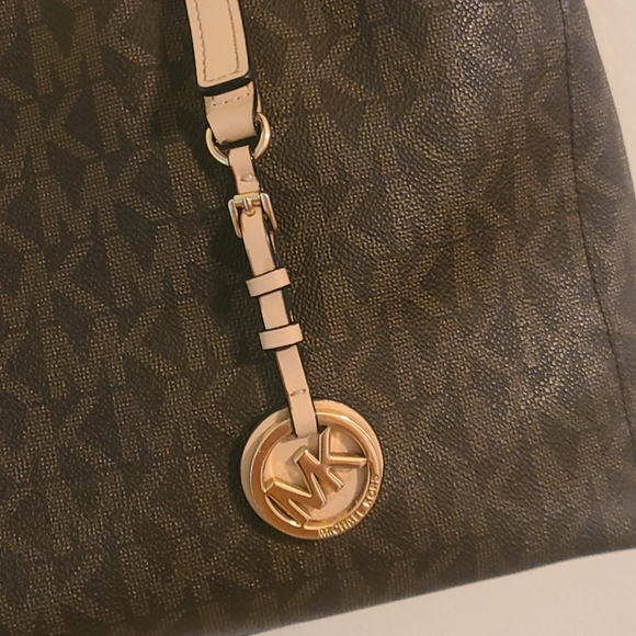 Brown&Tan Michael kors Bag - Picture 2 of 3
